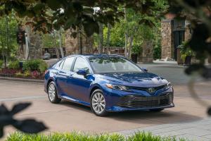2017 Toyota Camry LE